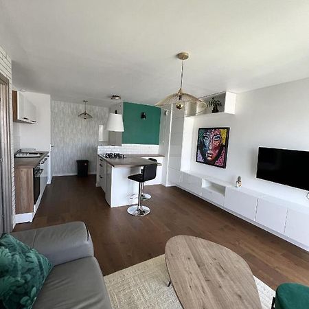 Appartement Accueillant, Tres Bien Situe ナント エクステリア 写真